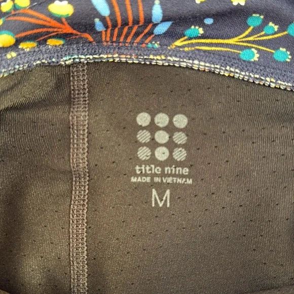 Title nine Dream Skort Med - Picture 4 of 5